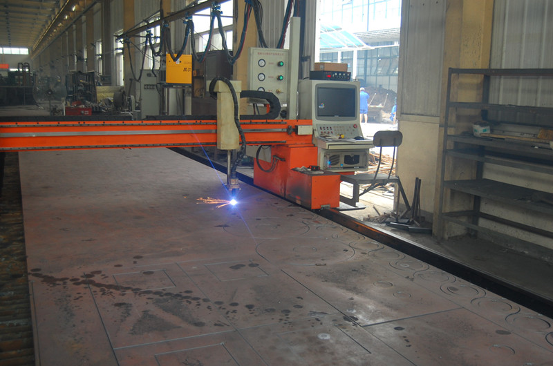 Plasma cutting machine